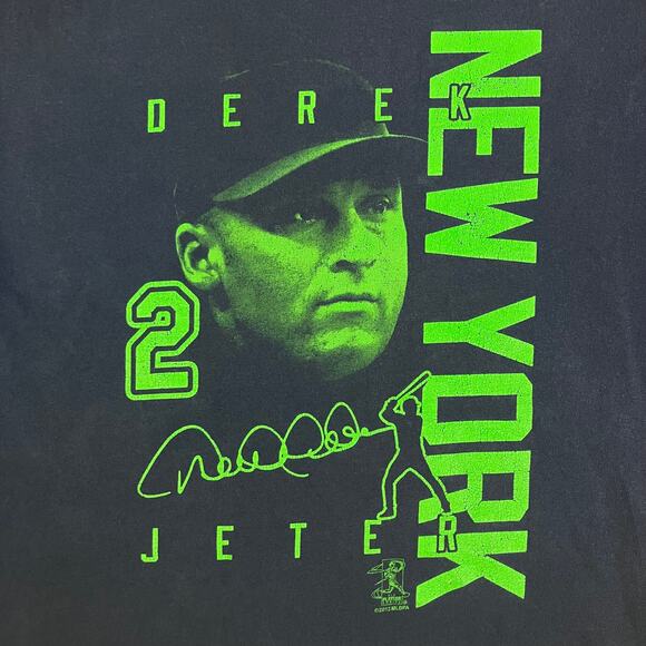 2013 New York Yankees Derek Jeter MLB Baseball T-shirt - Picture 10 of 10
